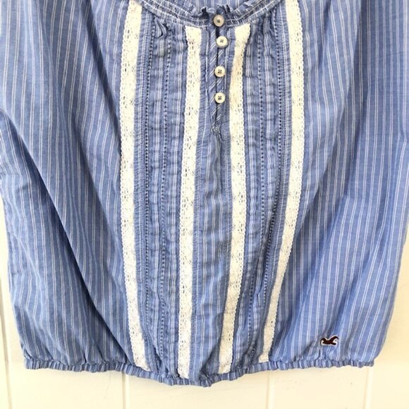 Hollister Blue & White Blouse with Lace Detail and Elastic Neckline Large - Picture 6 of 9